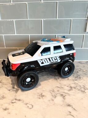 Kids Police Pursuit Toy SUV - with lights and sounds